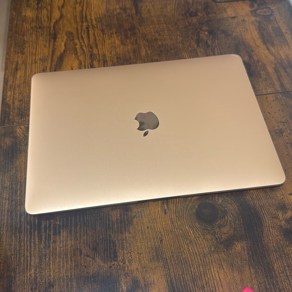 Apple MacBook Air - Rose Gold